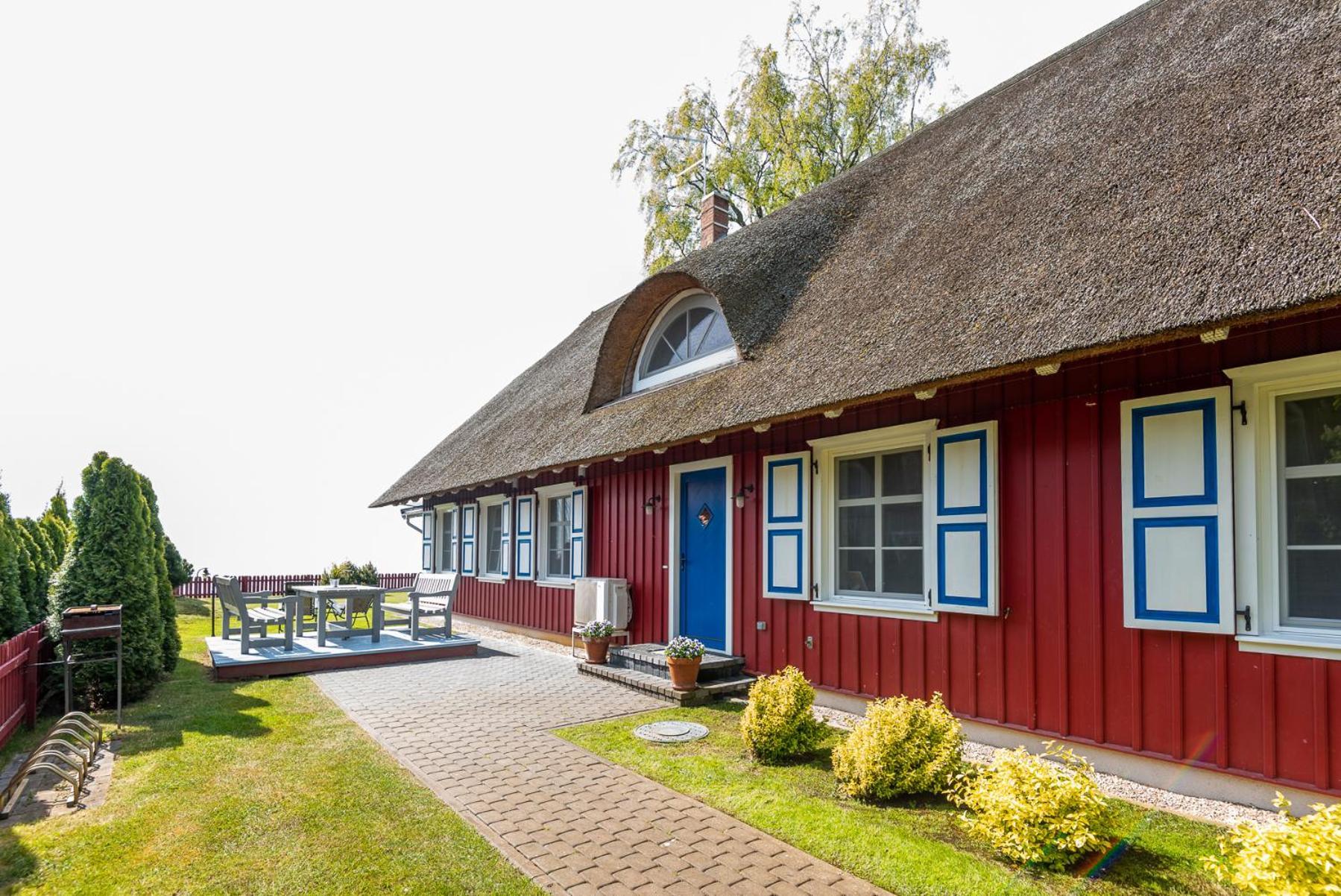 Vila Pervalka Luaran gambar
